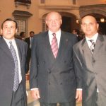 Jorge Alcauzar y Néstor Pérez con Su Majestad El Rey durante una recepción en el Palacio del Pardo en 2005